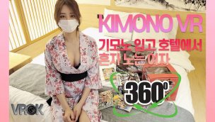 VR3605K一个穿着和服的女人独自在酒店VRGIRLVROK